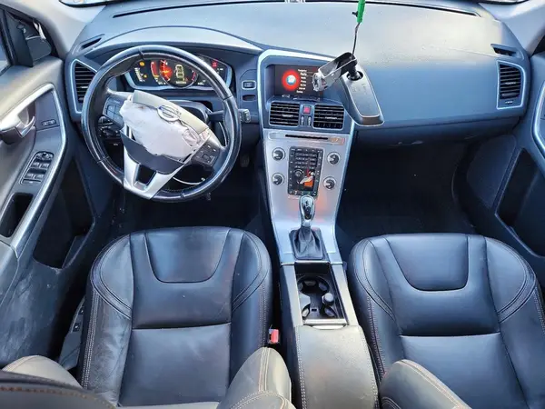 YV449MRR5H2127095 2017 VOLVO XC60 - Image 8