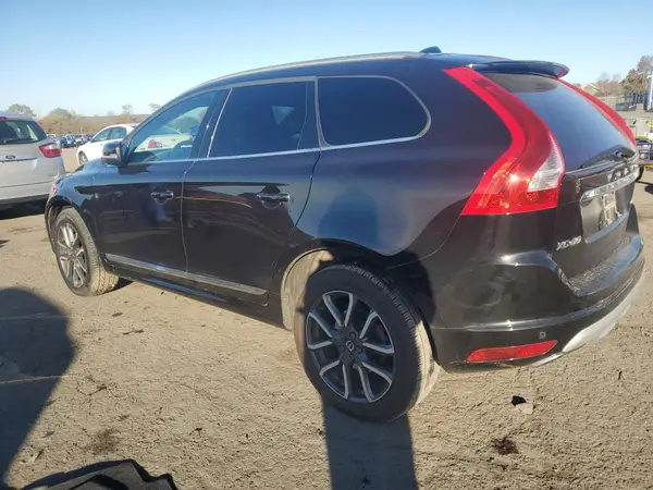 YV449MRR6H2193154 2017 VOLVO XC60 - Image 2