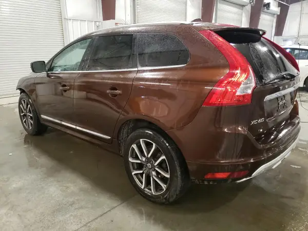 YV449MRR6H2222202 2017 VOLVO XC60 - Image 2