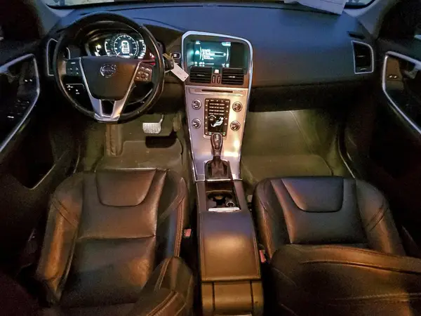 YV449MRR7H2048088 2017 VOLVO XC60 - Image 8