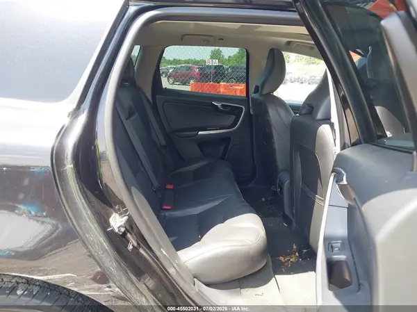 YV449MRR7H2189016 2017 VOLVO XC60 - Image 8