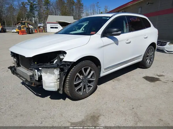YV449MRR7H2222953 2017 VOLVO XC60 - Image 2