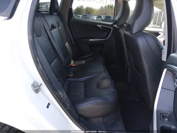 YV449MRR7H2222953 2017 VOLVO XC60 - Image 8