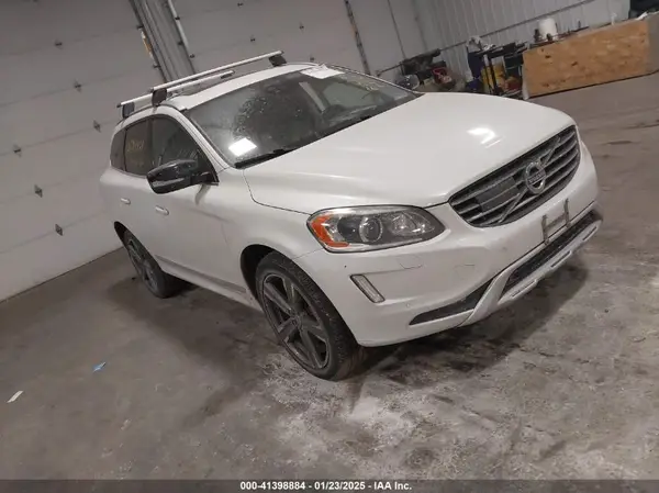 YV449MRR8H2107388 2017 VOLVO XC60 - Image 1