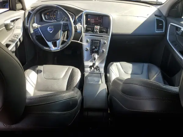 YV449MRR8H2167641 2017 VOLVO XC60 - Image 8