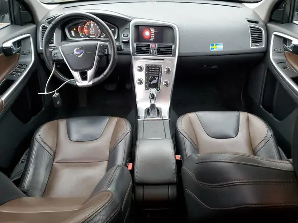 YV449MRR8H2217504 2017 VOLVO XC60 - Image 8