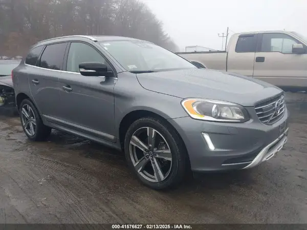 YV449MRR9H2109814 2017 VOLVO XC60 - Image 1