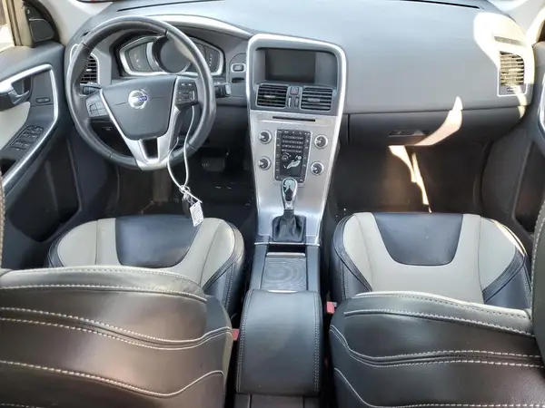 YV449MRR9H2122787 2017 VOLVO XC60 - Image 8