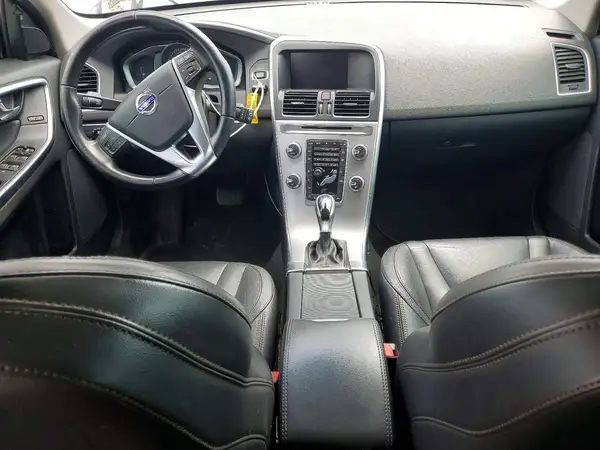 YV449MRR9H2185310 2017 VOLVO XC60 - Image 8