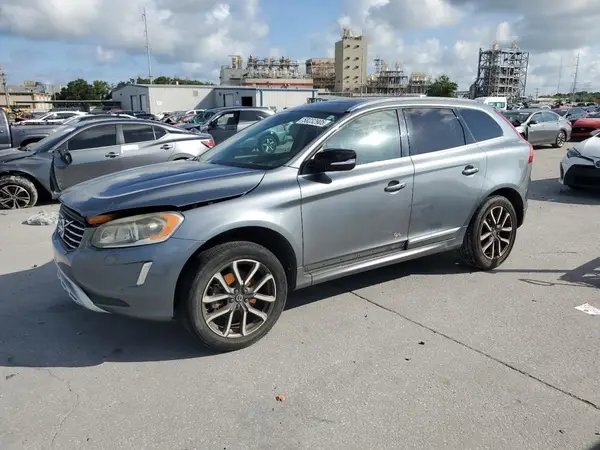 YV449MRRXH2120577 2017 VOLVO XC60 - Image 1