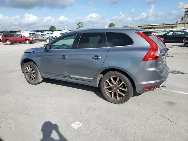 YV449MRRXH2120577 2017 VOLVO XC60 - Image 2
