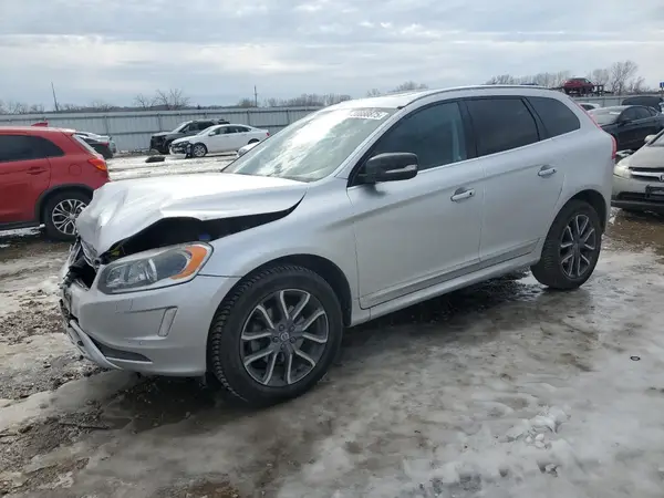 YV449MRRXH2126976 2017 VOLVO XC60 - Image 1
