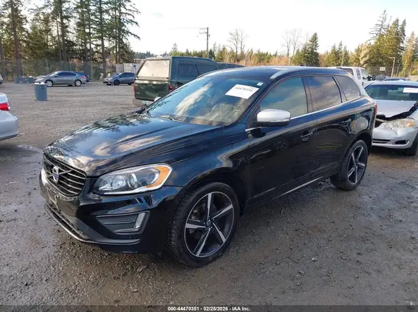 YV449MRS6G2923534 2016 VOLVO XC60 - Image 2