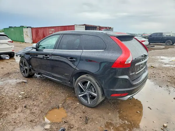 YV449MRS7G2869158 2016 VOLVO XC60 - Image 2