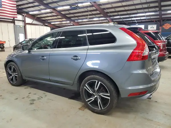YV449MRS7H2002831 2017 VOLVO XC60 - Image 2