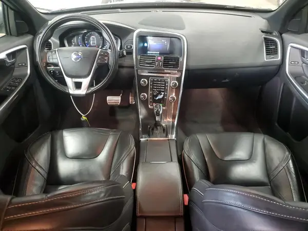 YV449MRS7H2002831 2017 VOLVO XC60 - Image 8