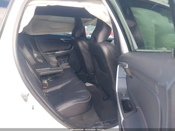 YV449MRSXH2183777 2017 VOLVO XC60 - Image 8