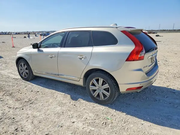 YV449MRU1H2017438 2017 VOLVO XC60 - Image 2