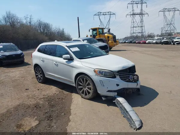 YV449MRU2H2006173 2017 VOLVO XC60 - Image 1