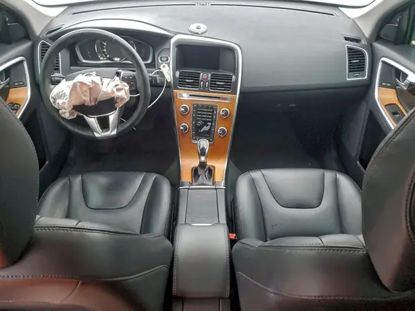 YV449MRU3H2216068 2017 VOLVO XC60 - Image 8