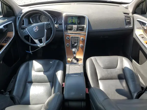 YV449MRU4H2097821 2017 VOLVO XC60 - Image 8