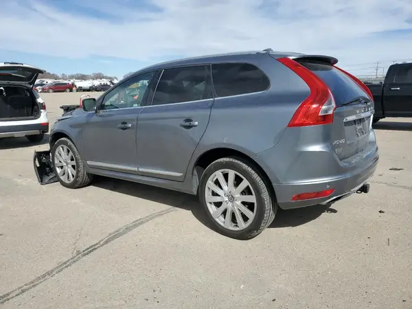 YV449MRU5H2061796 2017 VOLVO XC60 - Image 2