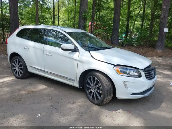 YV449MRU5H2212488 2017 VOLVO XC60 - Image 1