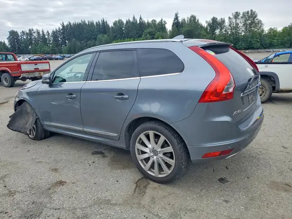 YV449MRU6H2212841 2017 VOLVO XC60 - Image 2