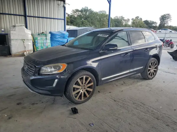YV449MRU8H2125748 2017 VOLVO XC60 - Image 1