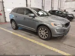 YV449MRU9H2110935 2017 VOLVO XC60