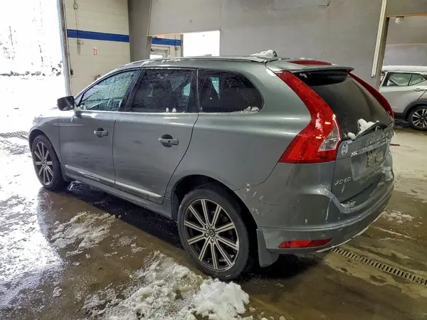 YV449MRU9H2125614 2017 VOLVO XC60 - Image 2
