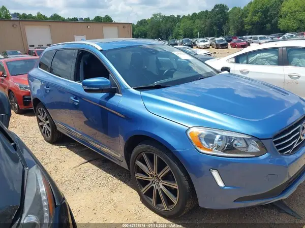 YV449MRUXH2134516 2017 VOLVO XC60 - Image 1