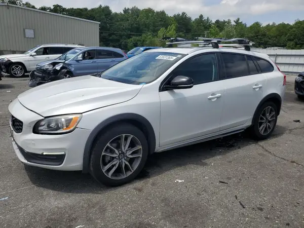 YV4612HK0G1011221 2016 VOLVO V60 - Image 1