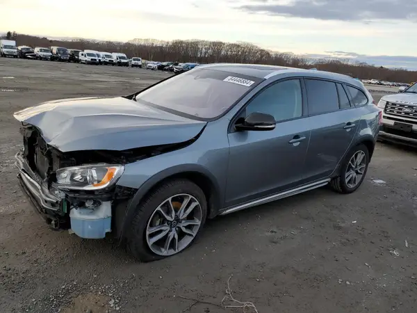 YV4612HK1G1016329 2016 VOLVO V60 - Image 1