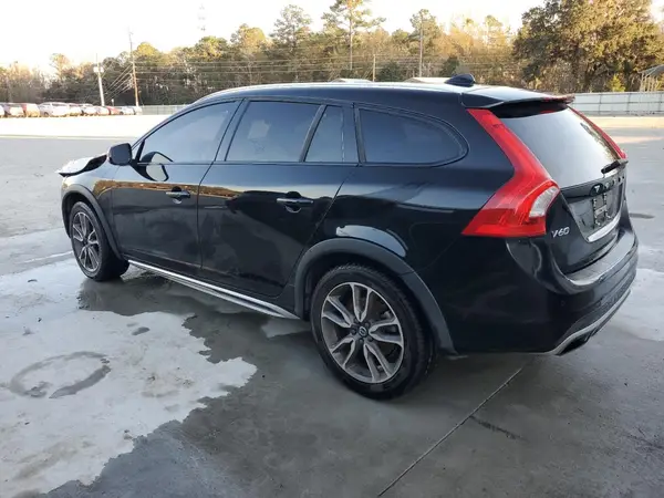 YV4612HK1G1019604 2016 VOLVO V60 - Image 2