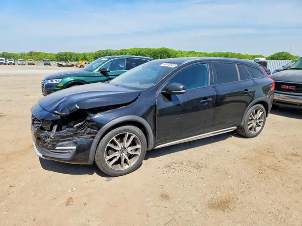 YV4612HK3G1003467 2016 VOLVO V60 - Image 1