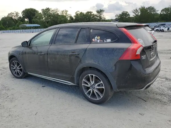 YV4612HK5G1003549 2016 VOLVO V60 - Image 2