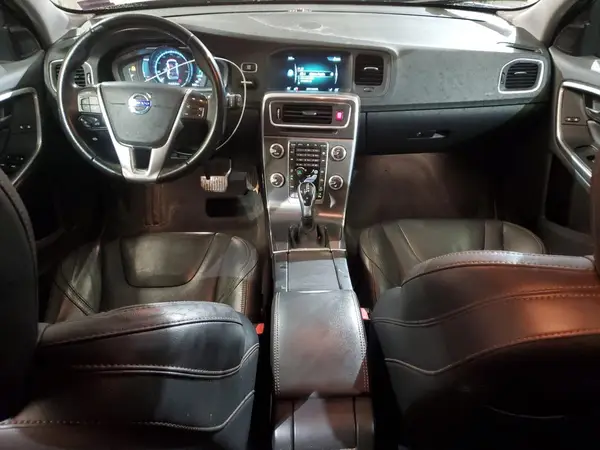 YV4612HKXG1015289 2016 VOLVO V60 - Image 8