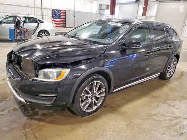 YV4612HKXG1015857 2016 VOLVO V60 - Image 1