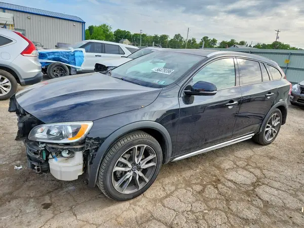 YV4612HKXG1018774 2016 VOLVO V60 - Image 1