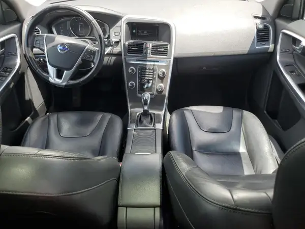 YV4612RK0G2785817 2016 VOLVO XC60 - Image 8