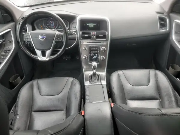 YV4612RK0G2785929 2016 VOLVO XC60 - Image 8