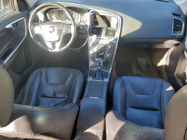 YV4612RK0G2790659 2016 VOLVO XC60 - Image 8