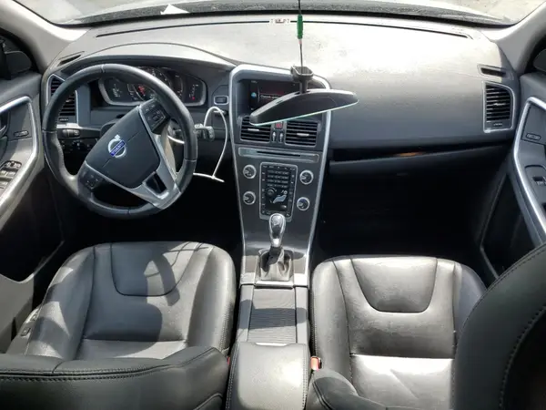 YV4612RK0G2849662 2016 VOLVO XC60 - Image 8
