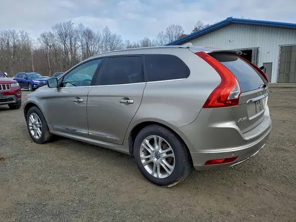 YV4612RK0G2856756 2016 VOLVO XC60 - Image 2