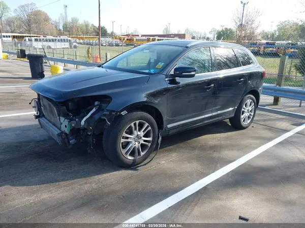 YV4612RK1G2801152 2016 VOLVO XC60 - Image 2