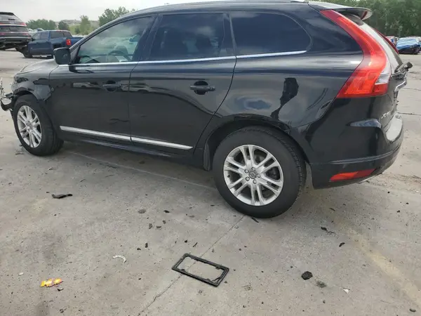 YV4612RK1G2819957 2016 VOLVO XC60 - Image 2