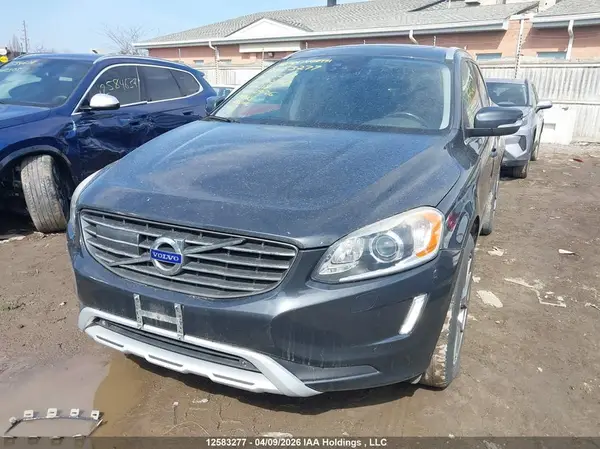 YV4612RK1G2842767 2016 VOLVO XC60 - Image 2