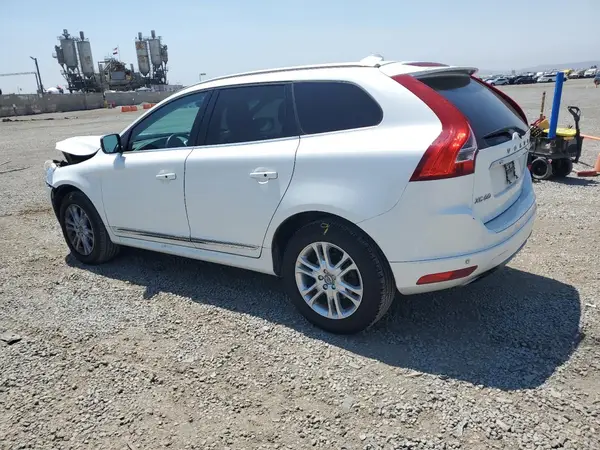 YV4612RK1G2864610 2016 VOLVO XC60 - Image 2