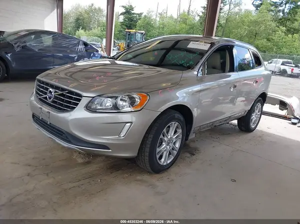 YV4612RK1G2866762 2016 VOLVO XC60 - Image 2
